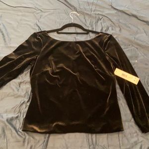 Long sleeve black velvet top